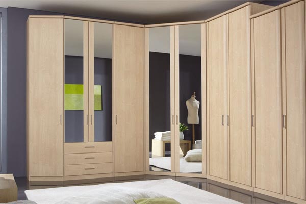 Фото угловой распашной шкаф РосМебель 71